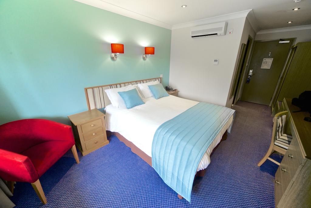 Best Western Brook Hotel Норвич Экстерьер фото